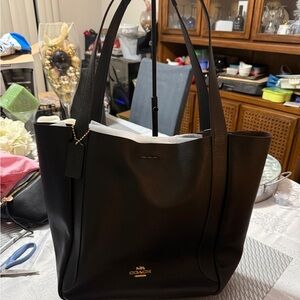 Coach Black Leather Hadley Tote Bag -